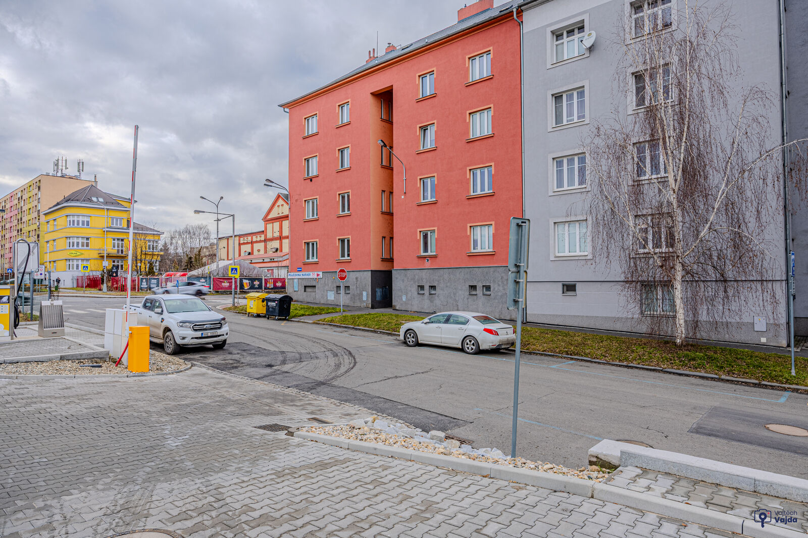 Foto 1